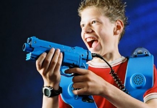  Diviértele en el parque de aventuras Brumath 